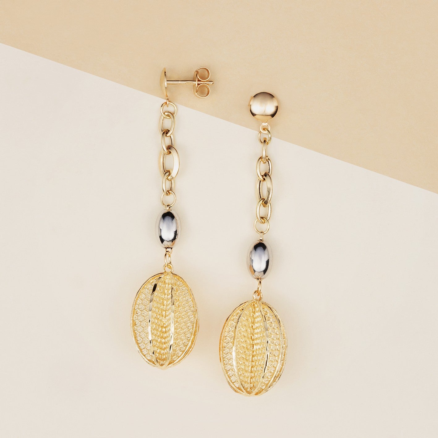 Orecchini pendenti a lanterna