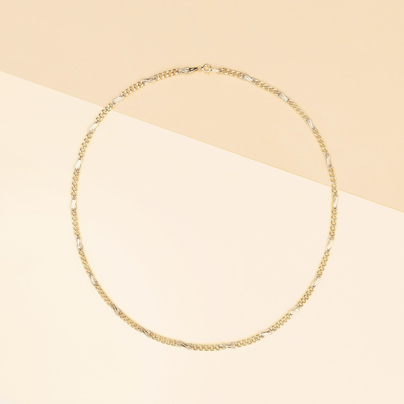 Catena bicolore vuota con infinito