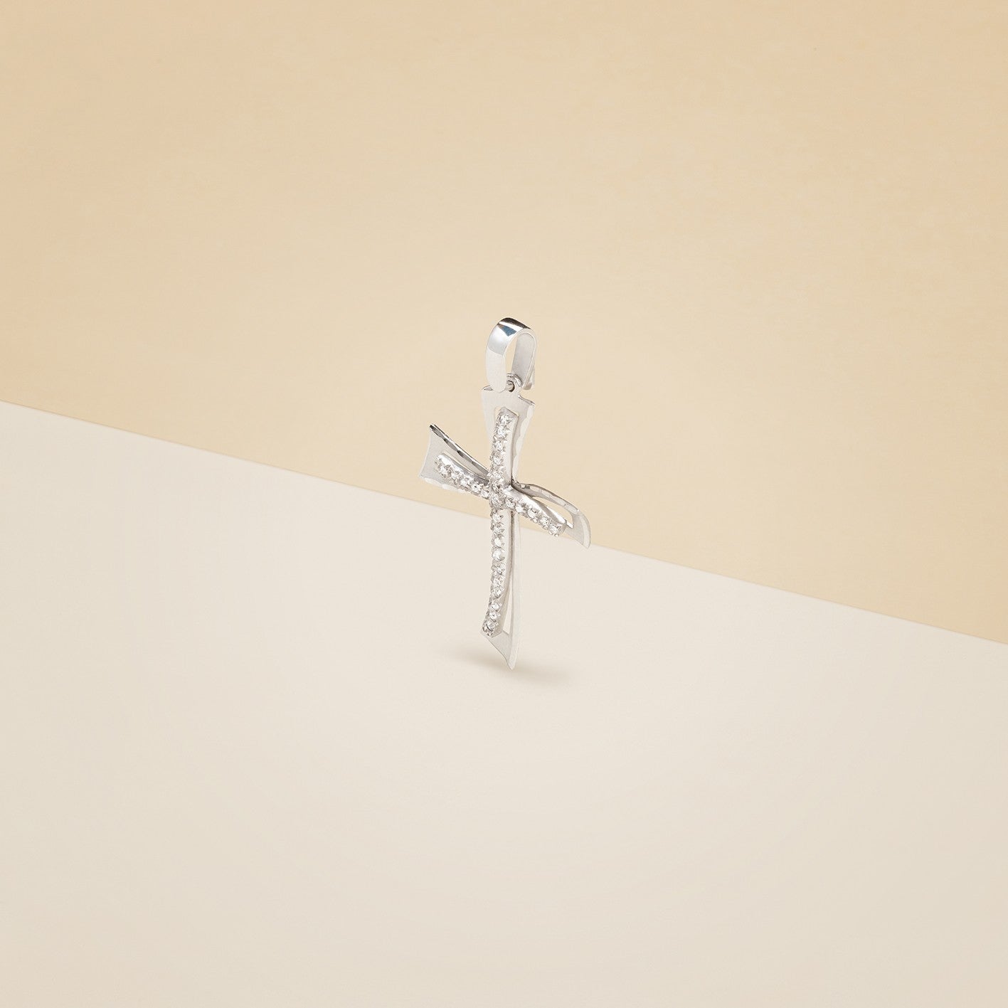 Pendente sacro cross