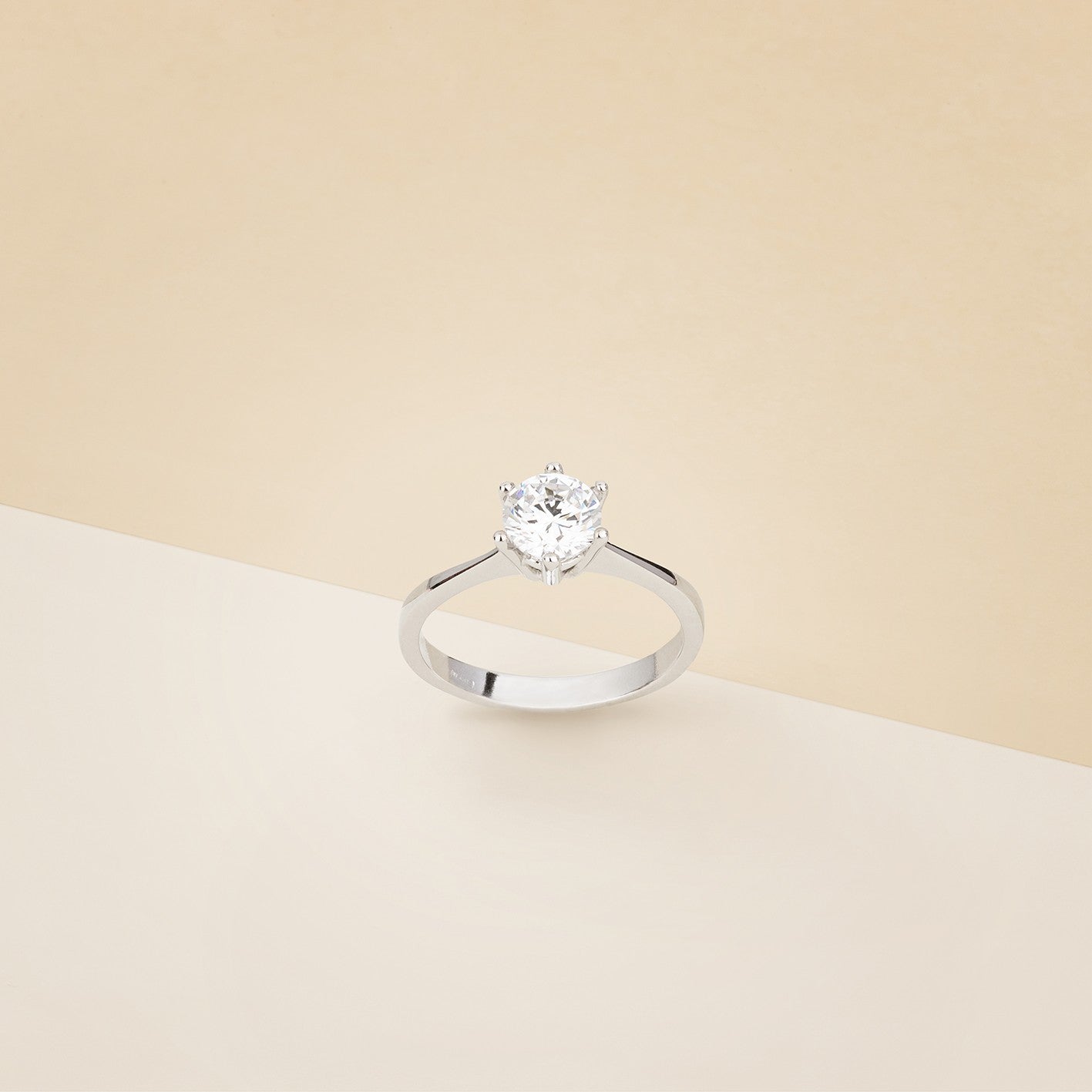 Solitario 6 griffes oro bianco - Anello